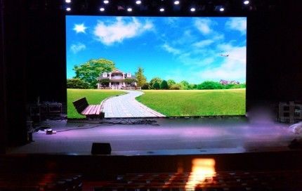 LED-Wand 640*480mm Schrank dünnste P2 Indoor Led Display 40 Scannen FCC CCC