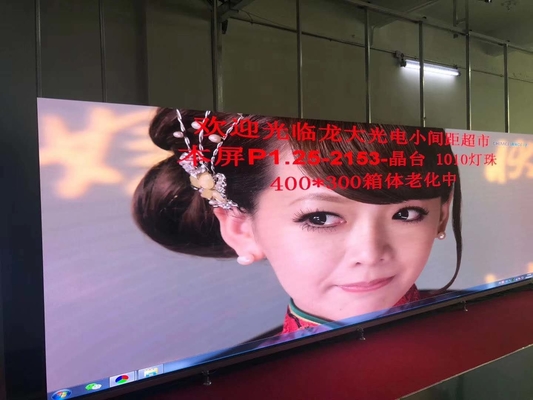 Hohe Dichte, 640.000 Pixel/㎡, kleiner Pixel-LED-Bildschirm, max. 800 W/㎡ Stromverbrauch