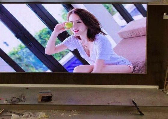 7680Hz HD LED-Bildschirmmodul Videowand-Display-Design FCC 20m Sichtabstand