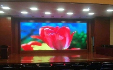 Ferngestellte kommerzielle LED-Display-Bildschirm P4mm ISO9001