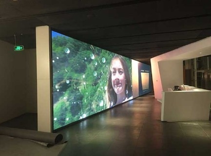 RoHs 64x48cm LED Scan InnenfCC CCC der Wandschrank-dünnstes P2 geführtes Anzeigen-40