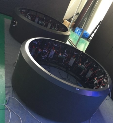 Farbenreiche 700cd/M2 Antiverzerrung P4 RGB IP43 flexiblen LED Modul-