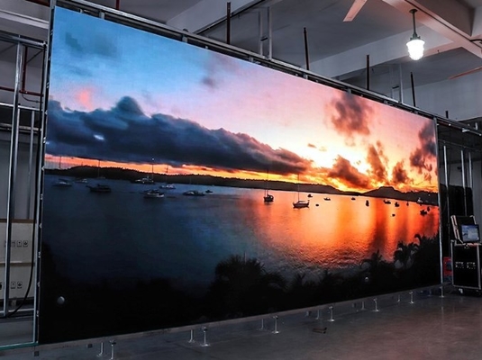 Kleines Pixel P2.5 Innen-LED zeigen farbenreicher LED-Bildschirm-breiten Betrachtungs-Winkel an