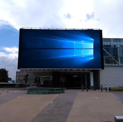 Outdoor LED Videowände 1R1G1B 3 In 1 P4mm LED-Display kundenspezifisch